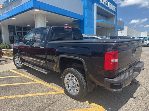 2017 GMC Sierra 2500 Denali