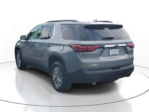 Sterling Gray Metallic 2023 Chevrolet Traverse LT Cloth