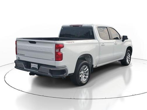 Summit White 2023 Chevrolet Silverado 1500 LT