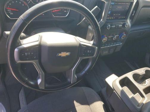 Iridescent Pearl Tricoat 2019 Chevrolet Silverado 1500 LT