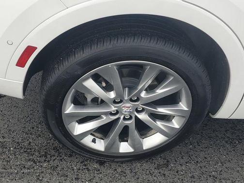 White Frost Tri-Coat 2023 Buick Envision Avenir