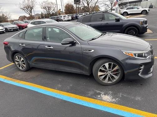 2017 Kia Optima SX Turbo