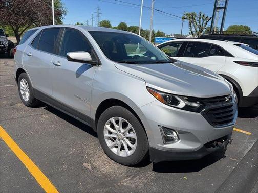 Silver Ice Metallic 2021 Chevrolet Equinox 1LT
