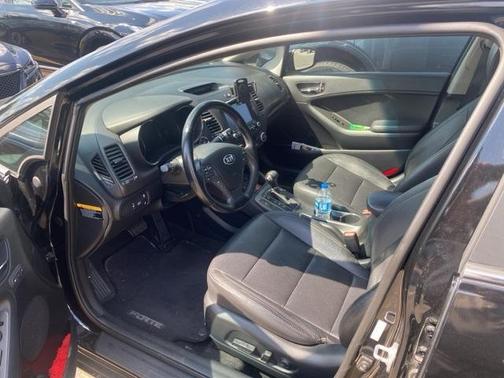 2016 Kia Forte EX
