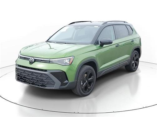 2025 Volkswagen Taos 1.5T SE Black