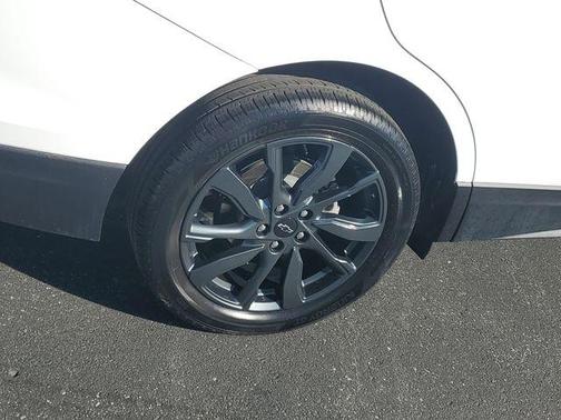 Summit White 2023 Chevrolet Equinox RS