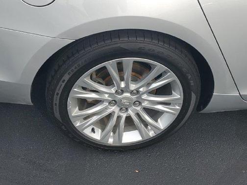 Radiant Silver Metallic 2018 Cadillac XTS Luxury