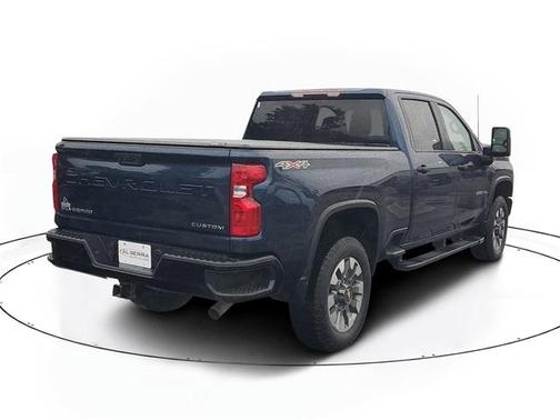 2022 Chevrolet Silverado 2500 Custom