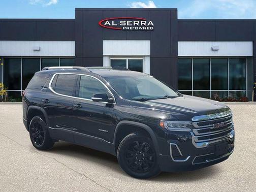 Black 2022 GMC Acadia SLE