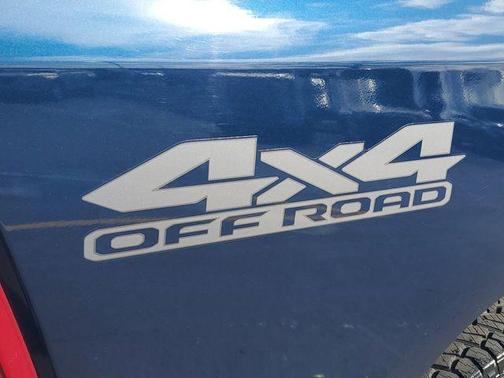 Patriot Blue Pearlcoat 2022 RAM 1500 Big Horn