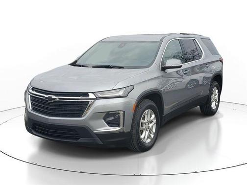 Sterling Gray Metallic 2023 Chevrolet Traverse LS