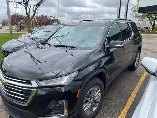 2022 Chevrolet Traverse LT Cloth