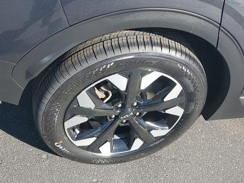 Gravity Gray 2023 Kia Sportage X-Line