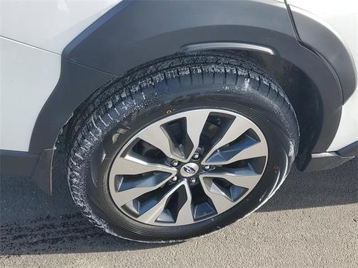 2023 Subaru Outback Touring