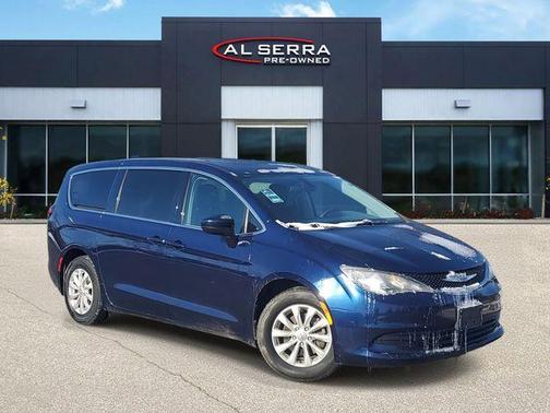 Jazz Blue Pearlcoat 2018 Chrysler Pacifica LX