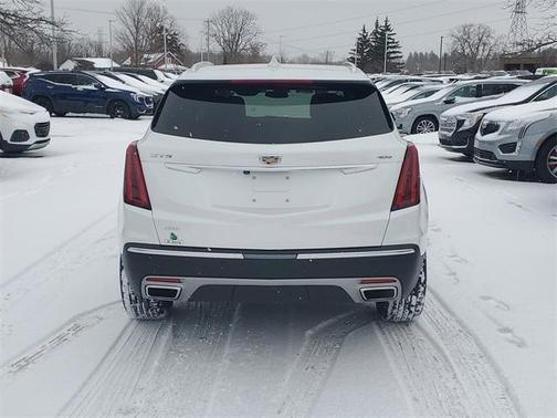2023 Cadillac XT5 Premium Luxury