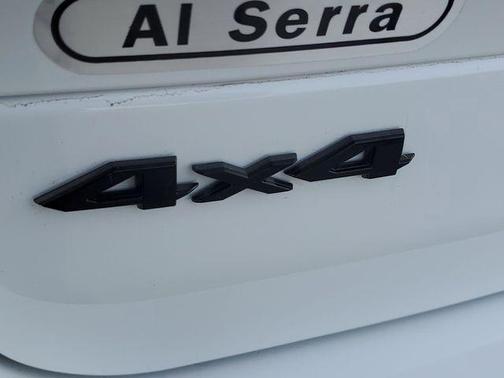 Bright White Clearcoat 2024 Jeep Grand Cherokee L Laredo