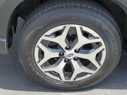 Cascade Green Silica 2024 Subaru Forester Premium