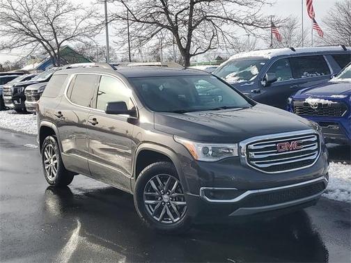 2017 GMC Acadia SLT-1