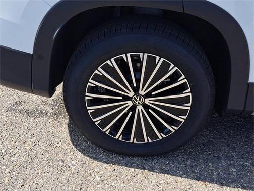 2025 Volkswagen Tiguan 2.0T S
