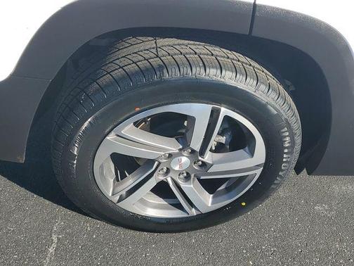 Summit White 2021 GMC Terrain SLT
