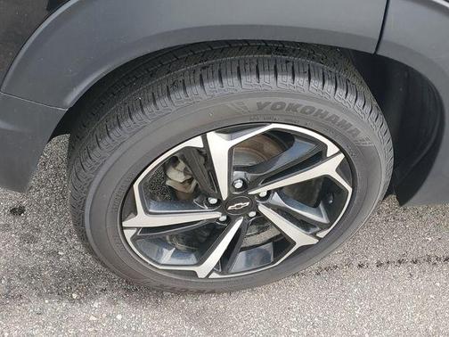 Mosaic Black Metallic 2022 Chevrolet Trailblazer RS