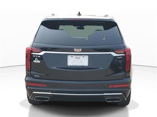 2022 Cadillac XT6 Premium Luxury AWD
