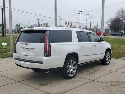 Crystal White Tri-Coat 2019 Cadillac Escalade ESV Premium Luxury
