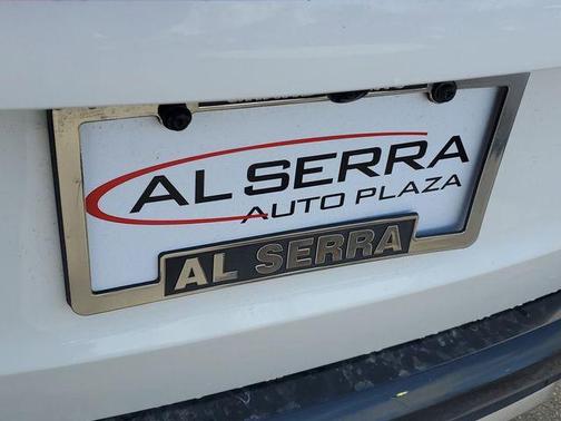 Snow White Pearl 2025 Kia Seltos EX