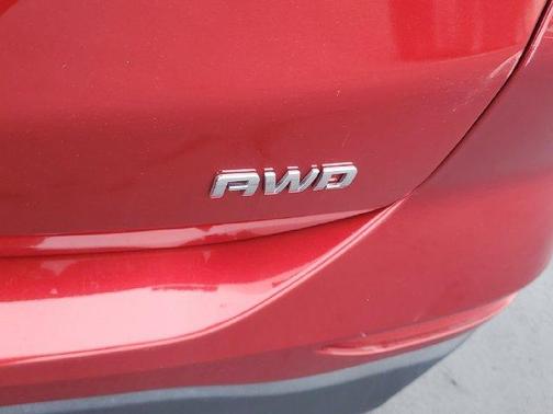 Cherry Red Tintcoat 2022 Chevrolet Equinox 1LT