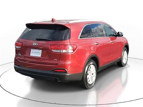 2018 Kia Sorento LX