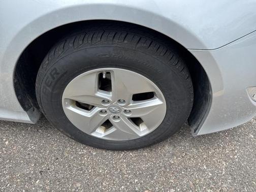2011 Hyundai SONATA Hybrid