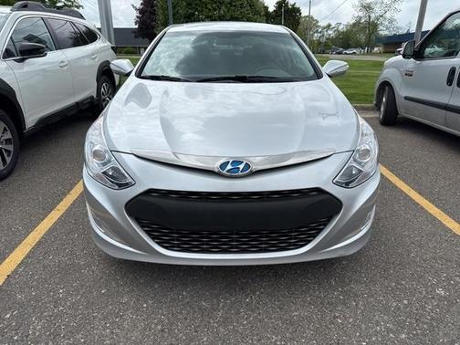 2011 Hyundai SONATA Hybrid