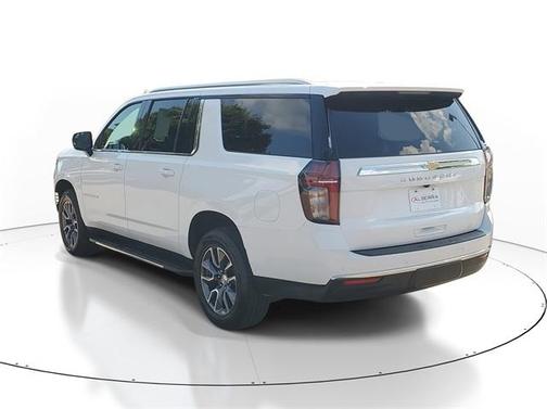 2021 Chevrolet Suburban LT