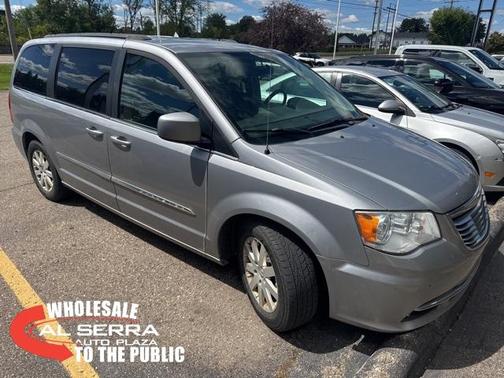 2015 Chrysler Town & Country Touring