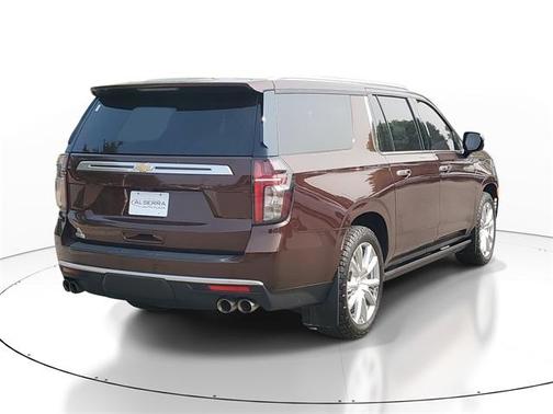 2023 Chevrolet Suburban High Country