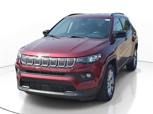 2022 Jeep Compass Latitude Lux