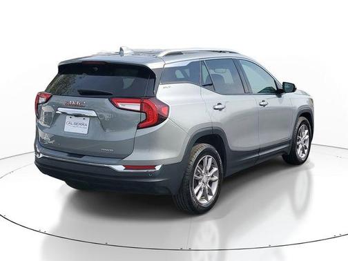 Sterling 2024 GMC Terrain SLT