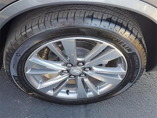 2022 Cadillac XT6 Premium Luxury AWD