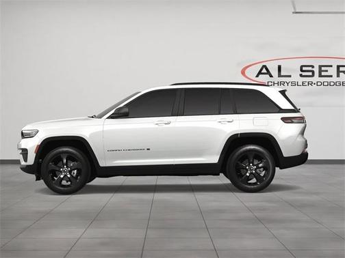 2025 Jeep Grand Cherokee Laredo