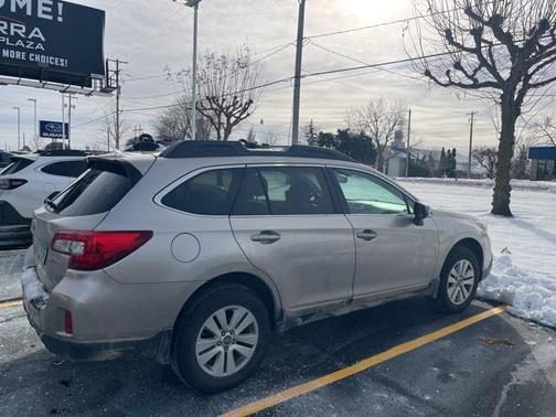 2016 Subaru Outback 2.5i Premium