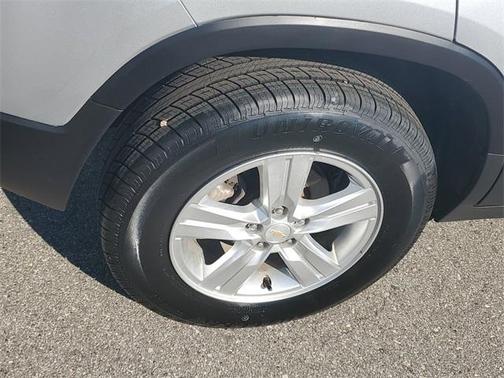 2022 Chevrolet Trax LS