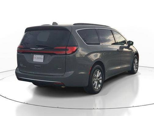 Ceramic Gray Clearcoat 2022 Chrysler Pacifica Touring-L
