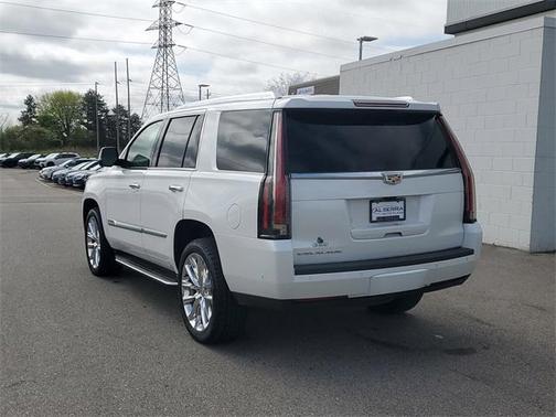 2019 Cadillac Escalade Luxury