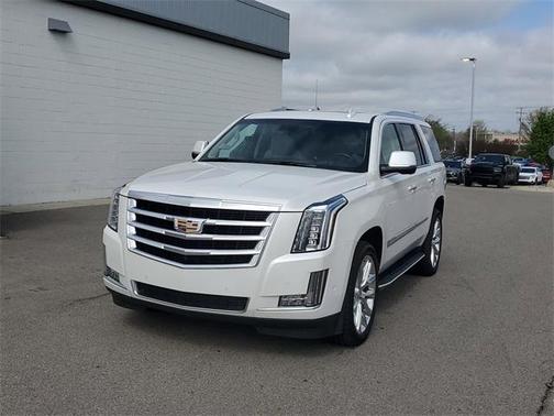 2019 Cadillac Escalade Luxury