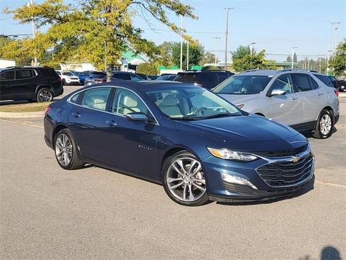 2022 Chevrolet Malibu Premier
