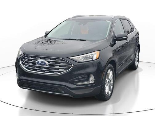 Black 2020 Ford Edge Titanium