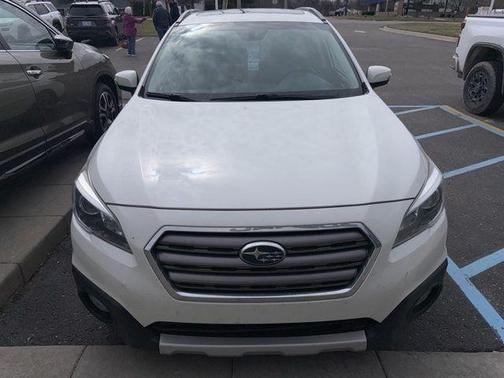 2017 Subaru Outback 3.6R Touring