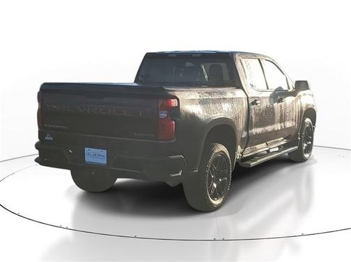 2022 Chevrolet Silverado 1500 Custom Trail Boss