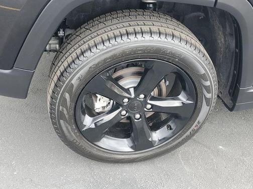 Diamond Black 2025 Jeep Grand Cherokee Limited